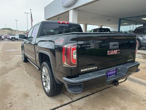 Used 2017 GMC Sierra 1500 Denali w/ Denali Ultimate Package AWD/4WD image 6