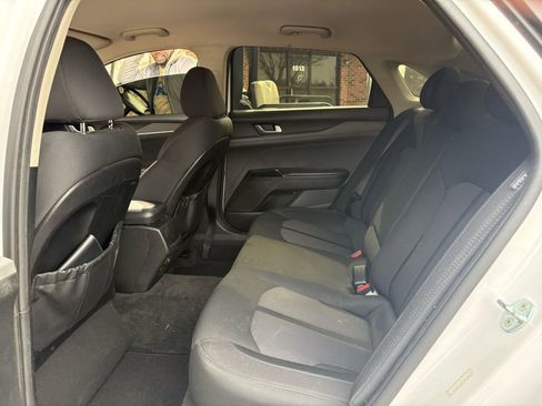 Used 2022 Kia K5 LXS image 30