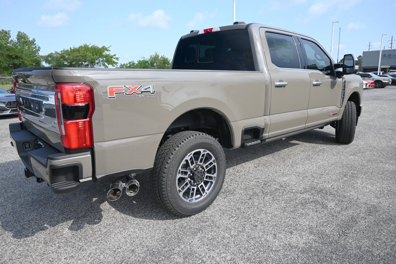 New 2026 Ford F250 Platinum w/ Platinum Plus Package AWD/4WD image 3