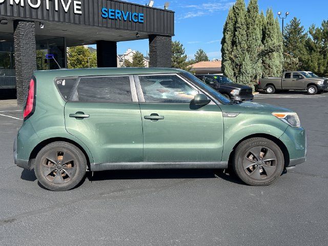 Used 2014 Kia Soul FWD image 2