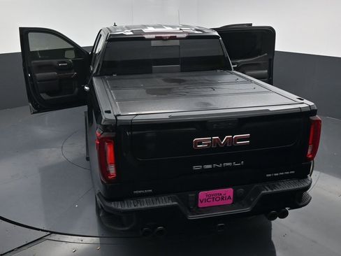 Used 2022 GMC Sierra 1500 Denali w/ Denali Reserve Package image 25