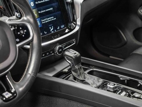 Used 2019 Volvo S60 T5 R-Design FWD image 23