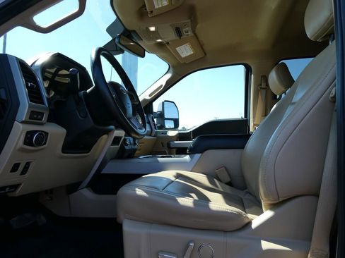 Used 2019 Ford F350 Lariat w/ Lariat Ultimate Package AWD/4WD image 24