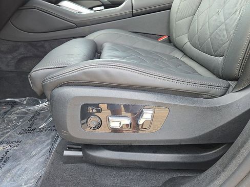 Used 2026 BMW X6 xDrive40i AWD/4WD image 24