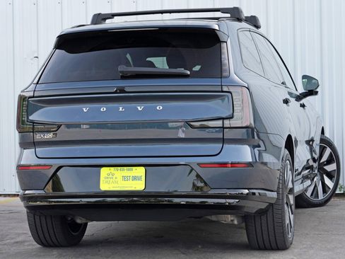 Used 2025 Volvo EX90 Ultra image 3