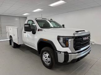New 2026 GMC Sierra 3500 Pro w/ Convenience Package AWD/4WD video 3