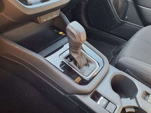 Certified 2025 Subaru Forester Premium AWD/4WD image 15