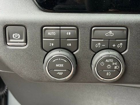 New 2026 Chevrolet Silverado 1500 RST w/ Convenience Package II AWD/4WD image 7