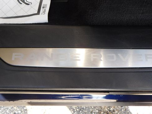 Used 2023 Land Rover Range Rover Velar S image 31