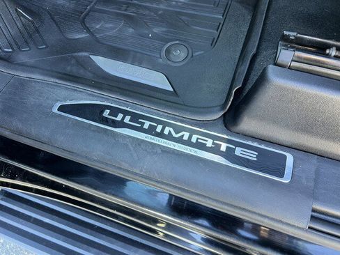 Used 2024 GMC Sierra 3500 Denali Ultimate image 20