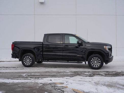 Used 2020 GMC Sierra 1500 AT4 w/ AT4 Premium Package image 2