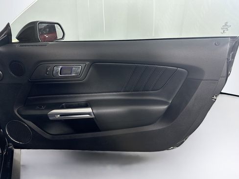 Used 2022 Ford Mustang Premium image 28