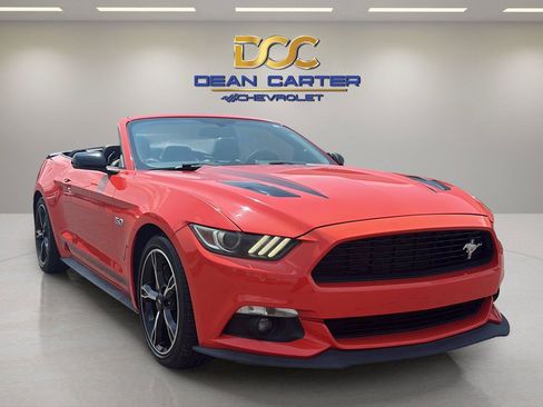 Used 2016 Ford Mustang GT Premium w/ Equipment Group 401A RWD image 7