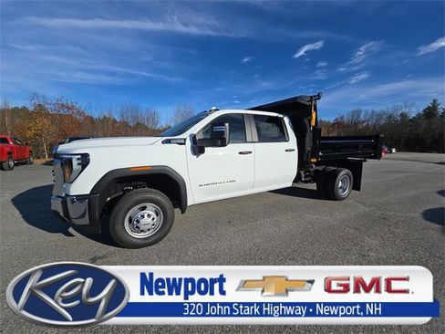 New 2025 GMC Sierra 3500 Pro w/ Convenience Package image 1