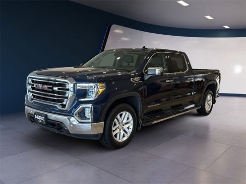 Used 2020 GMC Sierra 1500 SLT w/ SLT Premium Plus Package image 3