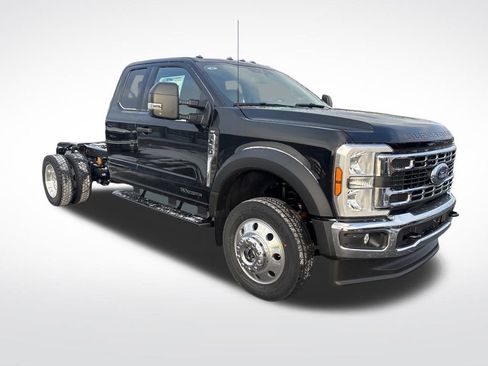 New 2026 Ford F450 XLT w/ XLT Value Package image 7