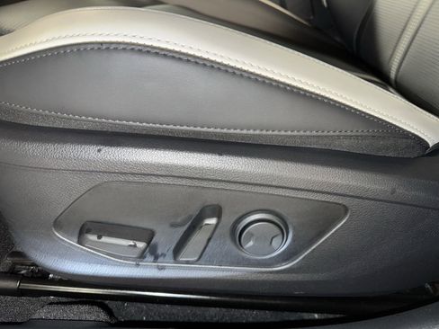 Used 2025 Kia K5 GT-Line w/ GT-Line Premium Package image 17