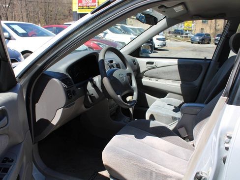 Used 2002 Toyota Corolla LE FWD image 22