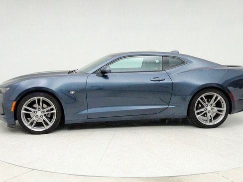 Used 2021 Chevrolet Camaro LT w/ RS Package image 8