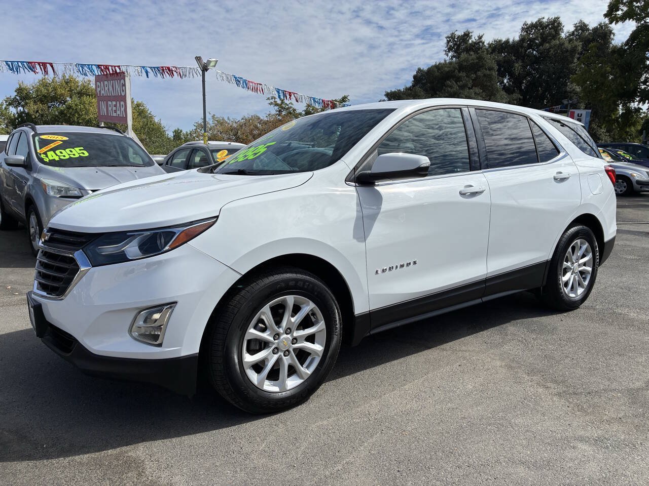 Used 2018 Chevrolet Equinox LT FWD image 1