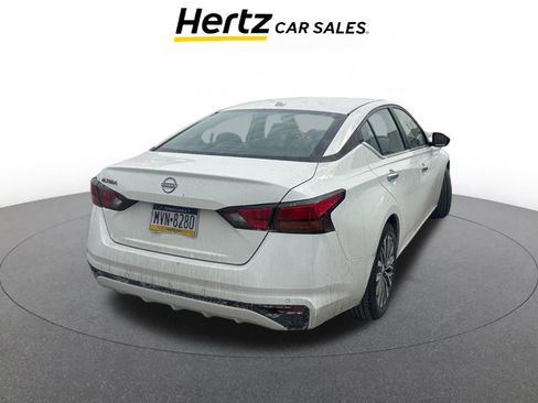 Used 2025 Nissan Altima 2.5 SV image 4