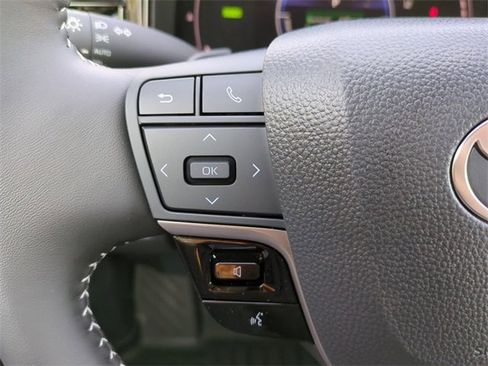 New 2026 Toyota Camry SE image 22