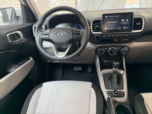 New 2026 Hyundai Venue SEL image 15