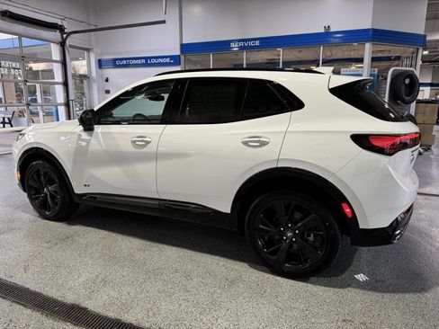 New 2025 Buick Envision Sport Touring image 5