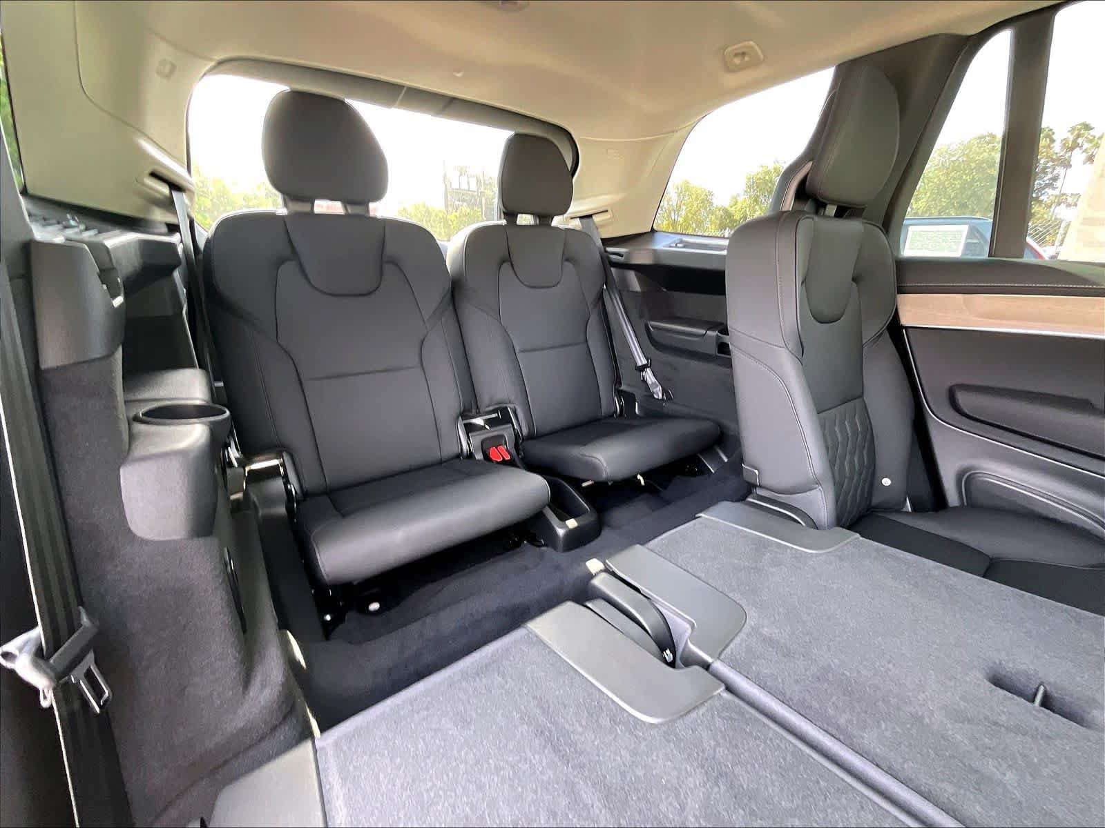 New 2026 Volvo XC90 B5 Plus w/ Protection Package AWD/4WD image 28