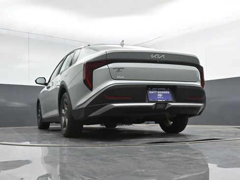 Used 2025 Kia K4 LXS FWD image 40