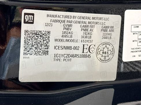 Used 2024 Chevrolet Corvette Stingray Premium Cpe w/ Z51 Performance Package image 39