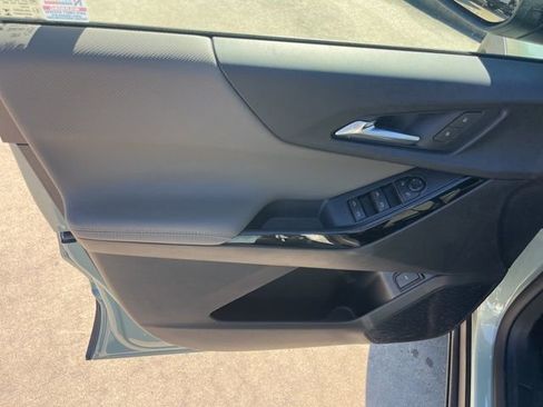 New 2026 Chevrolet Equinox LT w/ Convenience Package II image 13