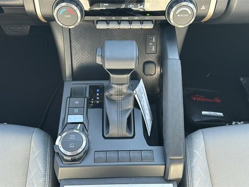 New 2025 Toyota Tacoma SR5 image 31