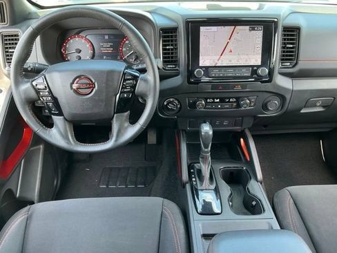 Used 2023 Nissan Frontier PRO-4X w/ Technology Package AWD/4WD image 15