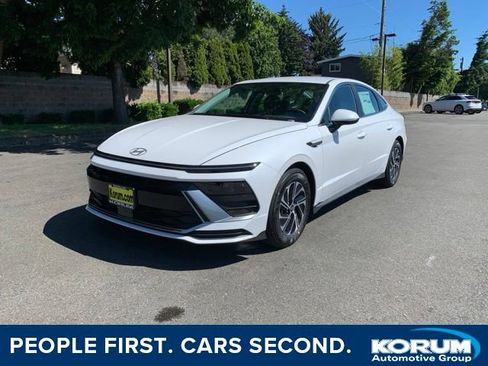 New 2026 Hyundai Sonata Blue FWD image 1