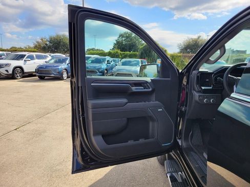 New 2026 GMC Sierra 1500 SLT w/ SLT Premium Plus Package image 13