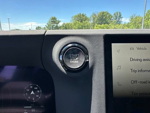 Used 2024 Lexus GX 550 w/ Accessory Package (Z1) AWD/4WD image 53