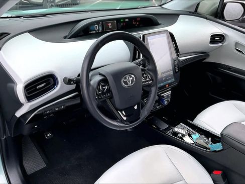 Used 2019 Toyota Prius Limited image 15