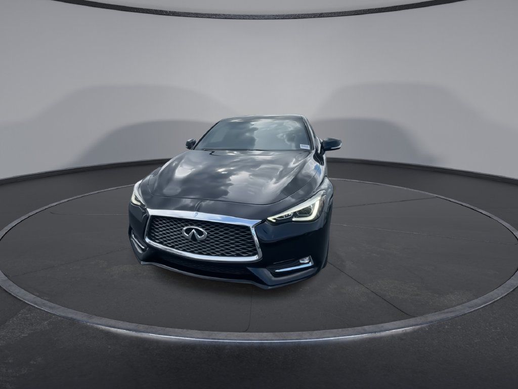 Used 2017 INFINITI Q60 3.0t w/ Cargo Package RWD image 4