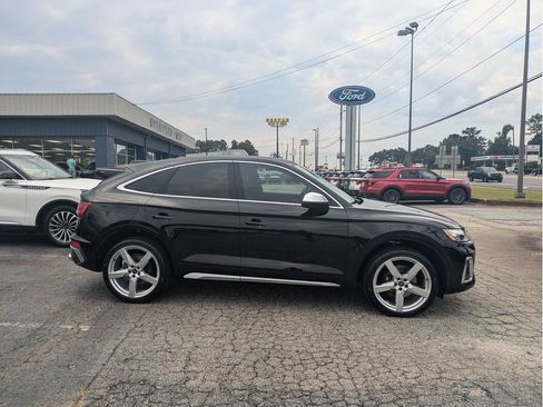 Used 2022 Audi SQ5 Premium image 5