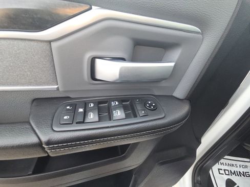 Used 2021 RAM 2500 Big Horn AWD/4WD image 23