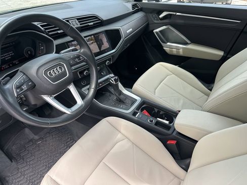 Used 2023 Audi Q3 2.0T Premium Plus w/ Premium Plus Package AWD/4WD image 10