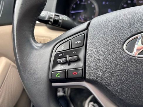Used 2018 Hyundai Tucson Value AWD/4WD image 13