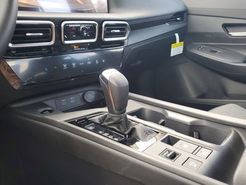 New 2026 Nissan Sentra SV FWD image 14