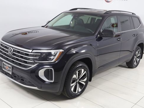 Used 2024 Volkswagen Atlas SE image 21