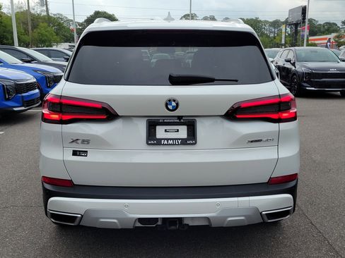 Used 2022 BMW X5 xDrive40i w/ Premium Package AWD/4WD image 5