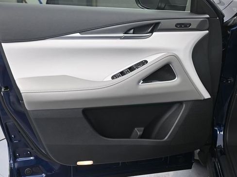 New 2026 INFINITI QX60 Luxe w/ Cargo Package image 9