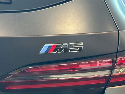 New 2026 BMW M5 Touring image 6