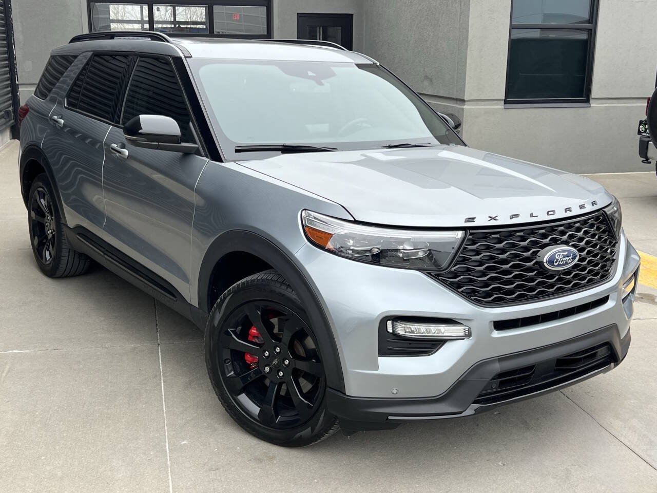 Used 2023 Ford Explorer ST w/ Equipment Group 401A AWD/4WD image 6