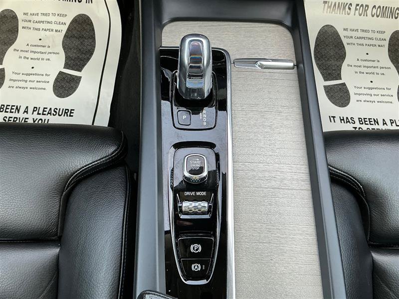 Used 2018 Volvo XC60 T8 Inscription w/ Advanced Package AWD/4WD image 45